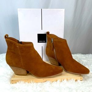 Dolce Vita Pearse Dark Saddle Suede Booties Sz 9